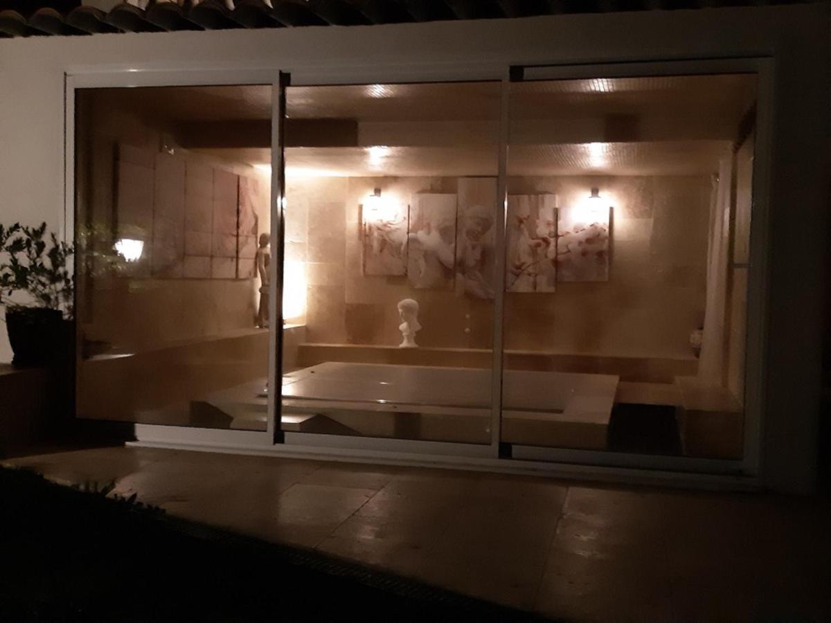 Les Chambres Manon - Piscine, Spa, Tennis Belcodene Экстерьер фото
